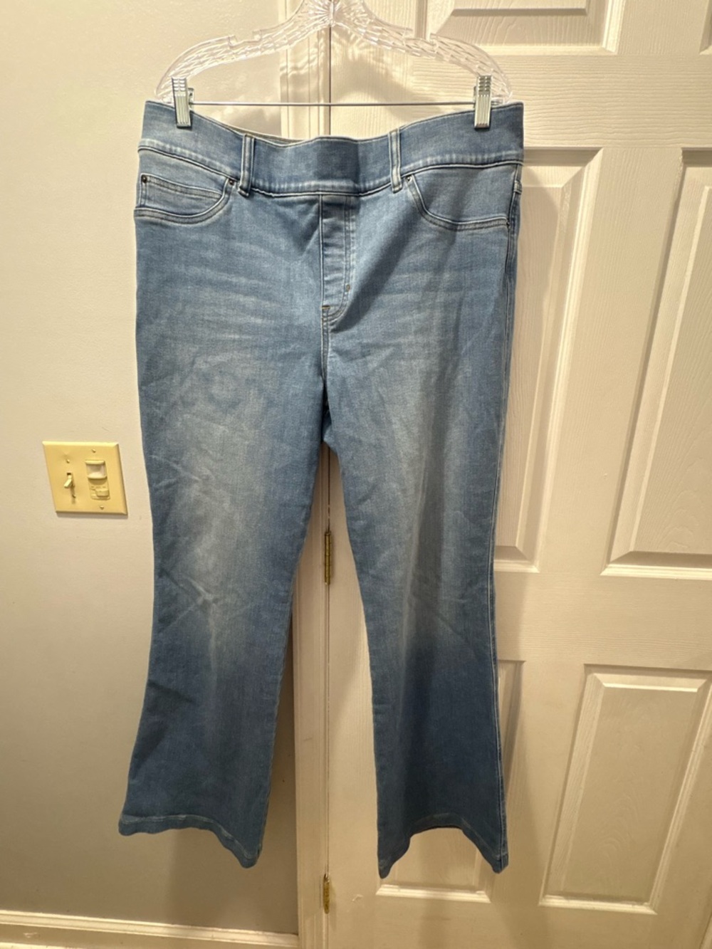 Spanxshape EveryWear Pull On Flare Jean Size 2X
